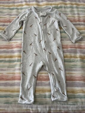 Carter's Giraffe 3-6M Zipper Onesie